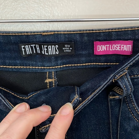 NWT Faith Jeans Hi Rise Slim Bootcut Jeans. 16W - Picture 6 of 9